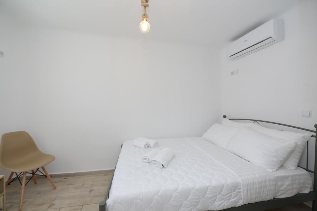 Superior Beachfront Apartment 1 With View To The Aegean Sea Panormos  Esterno foto